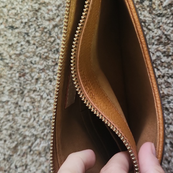 Louis Vuitton Brown and Tan Monogram Pouch - Picture 4 of 6